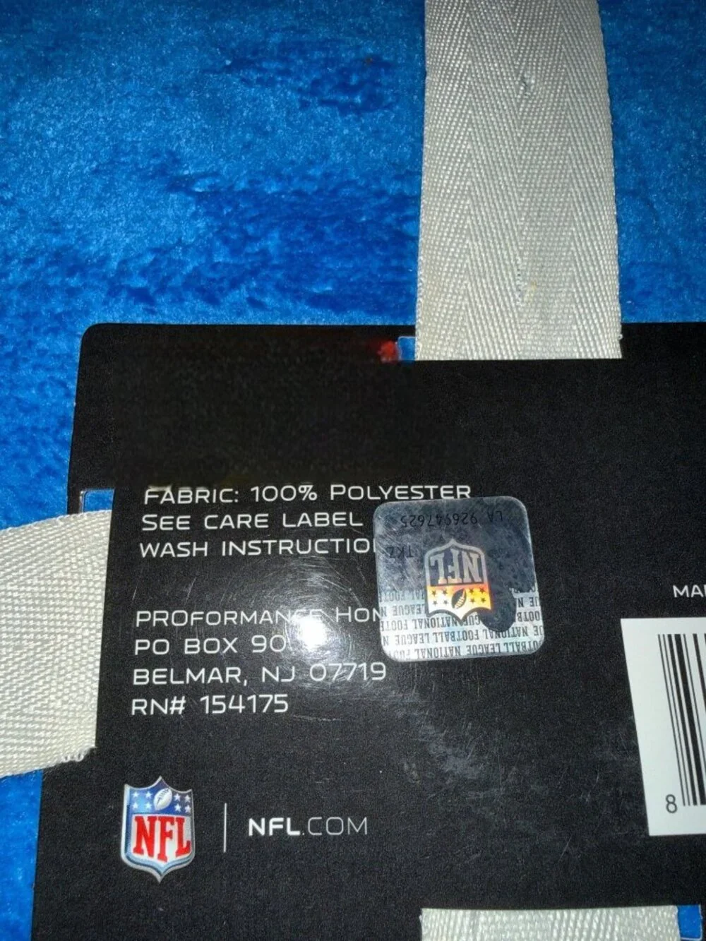 New York Giants Plush Throw Bed Blanket Retro Logo 60'' X 70'' New with Tag